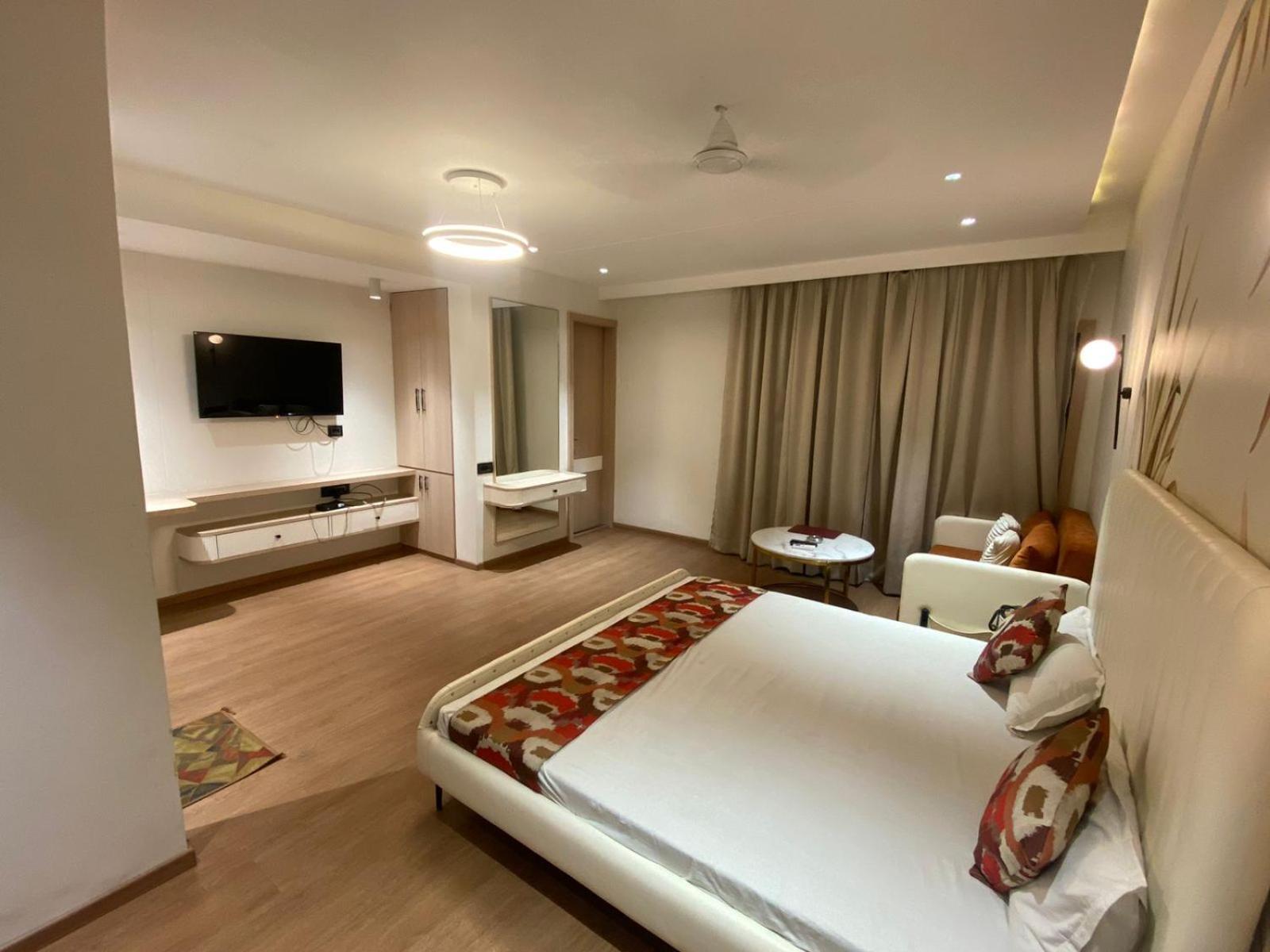 Hotel Banjara Bhopal Exterior foto